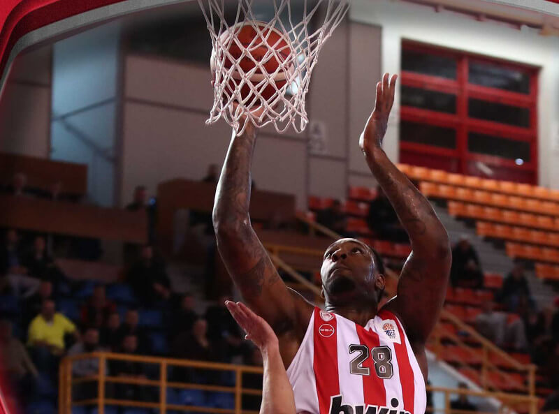 Олимпиакос