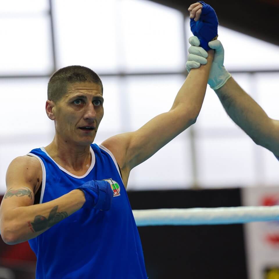 Севда Асенова