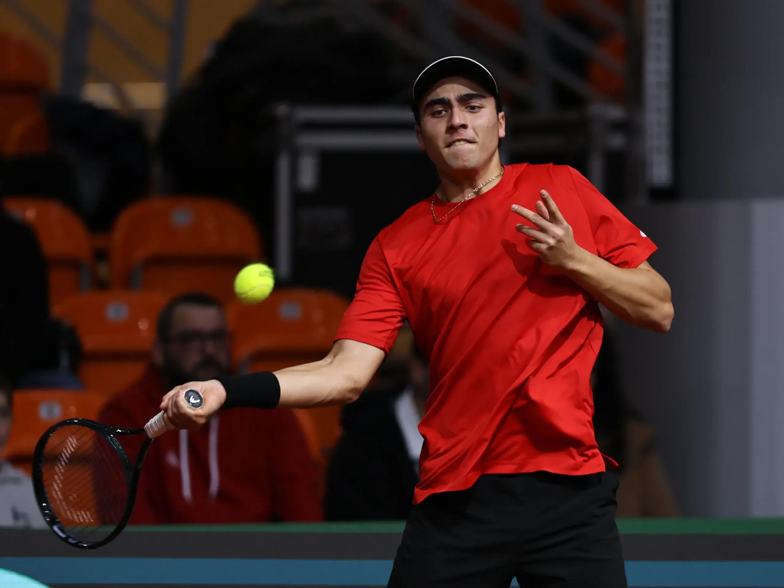 Иван Иванов