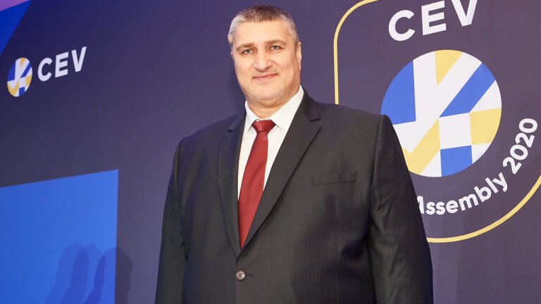 Любо Ганев