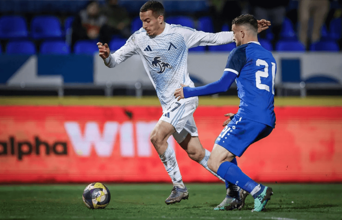 Акрам Бурас