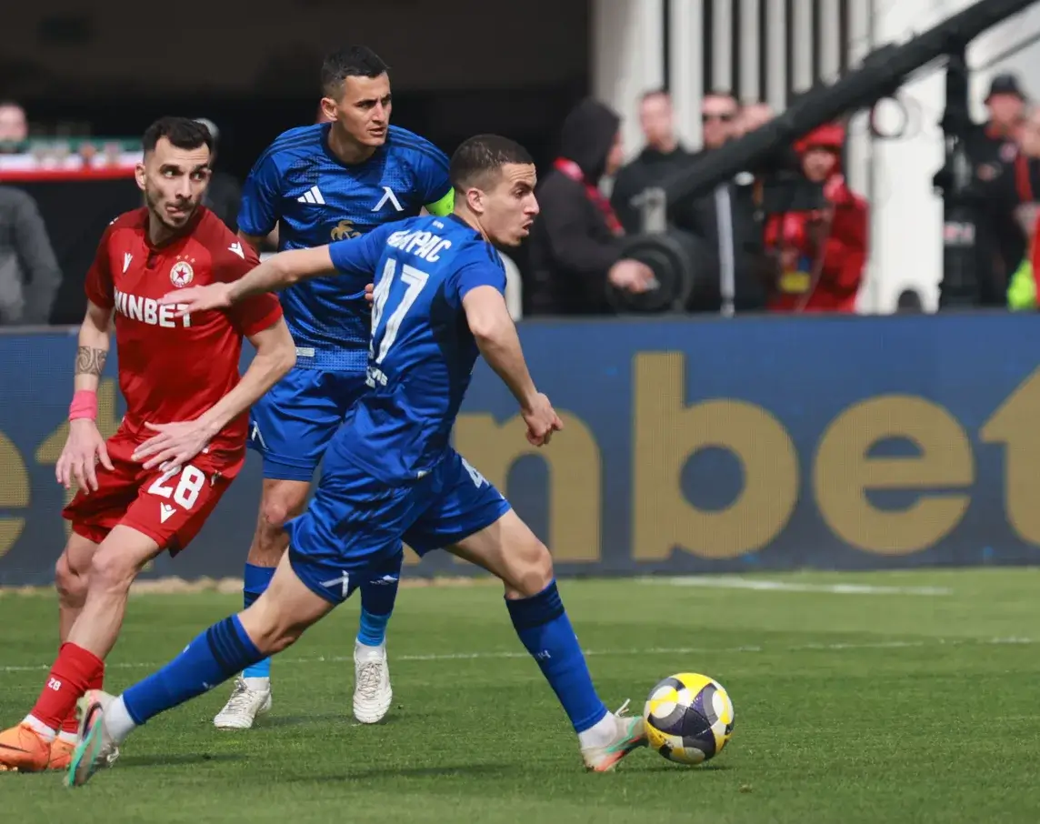 Акрам Бурас