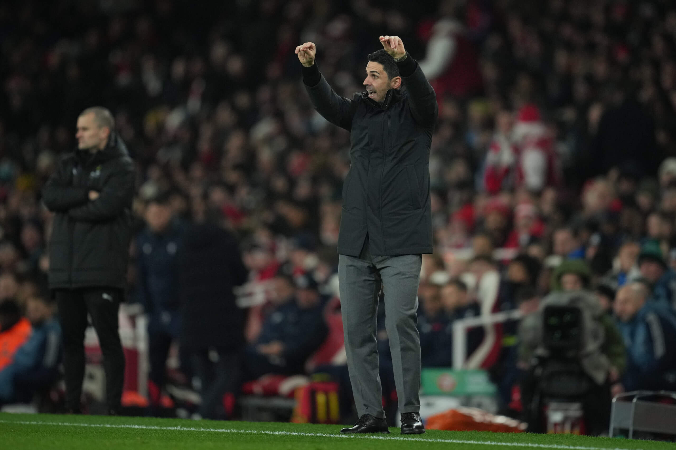 Микел Артета