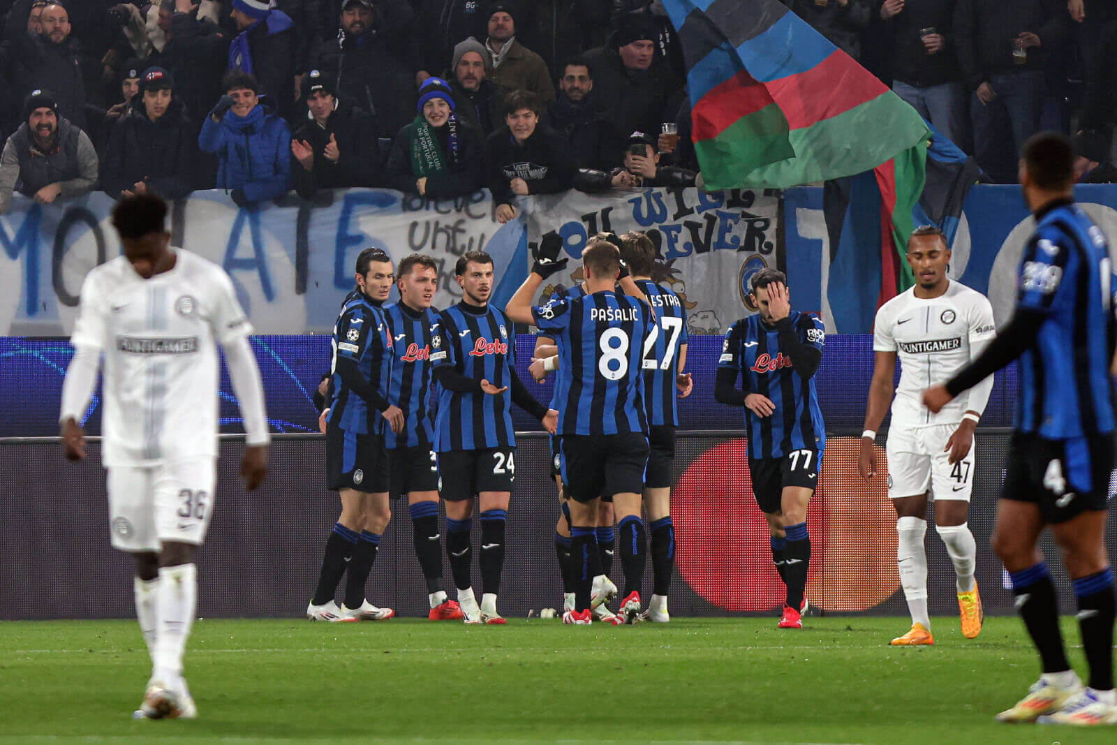 Equipe da Atalanta na Liga dos Campeões da UEFA