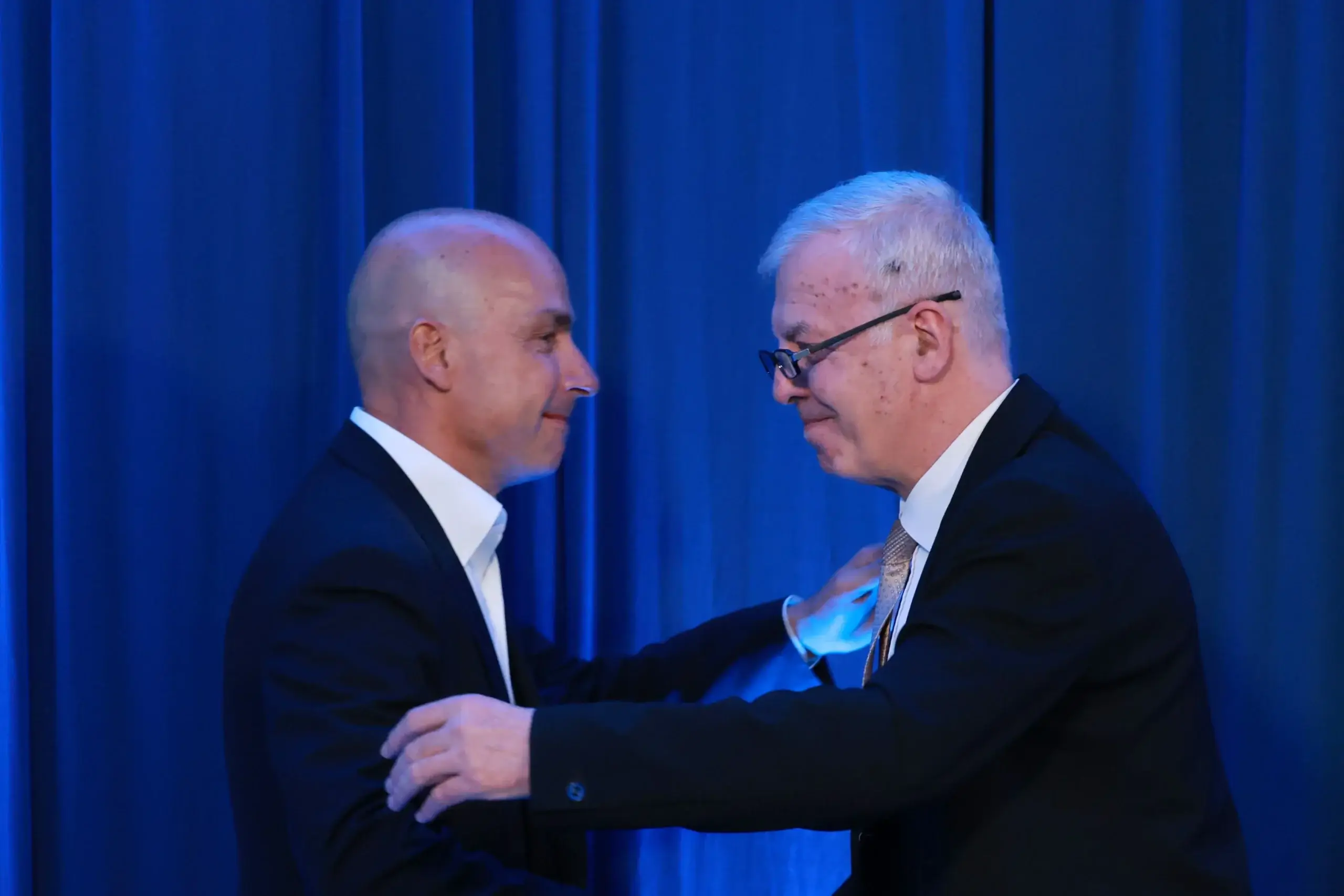 Наско Сираков, Атанас Бостанджиев