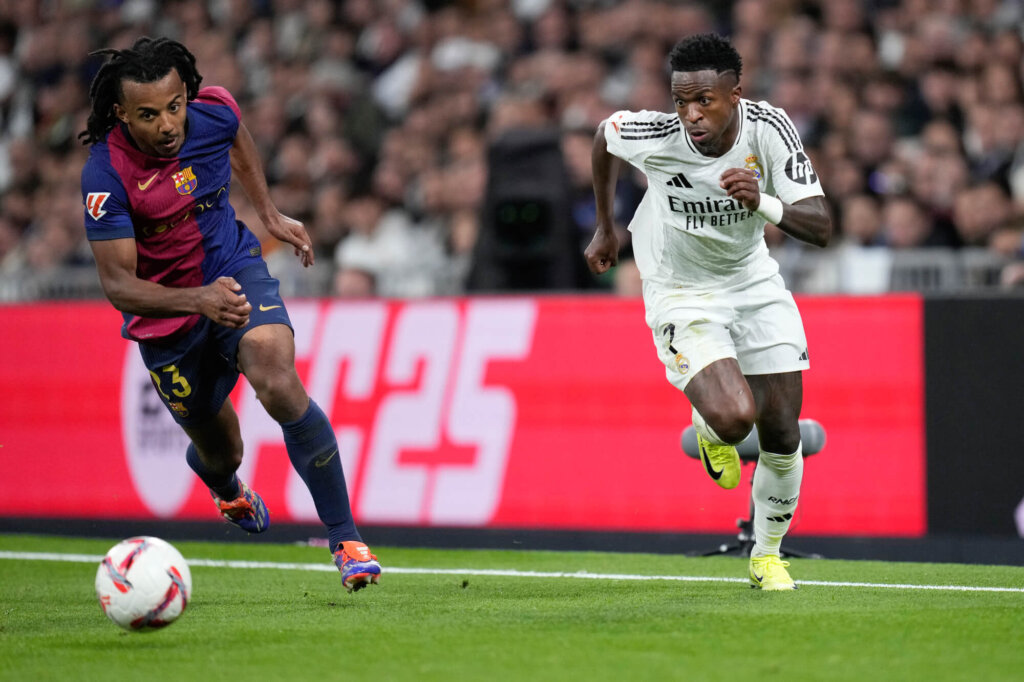 Barcelona x Real Madrid - Kounde e Vini Jr.