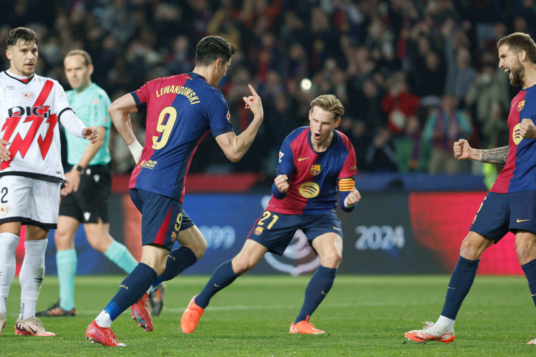 Jogadores do Barcelona, ​​Lewandowski e Frenkie de Jong