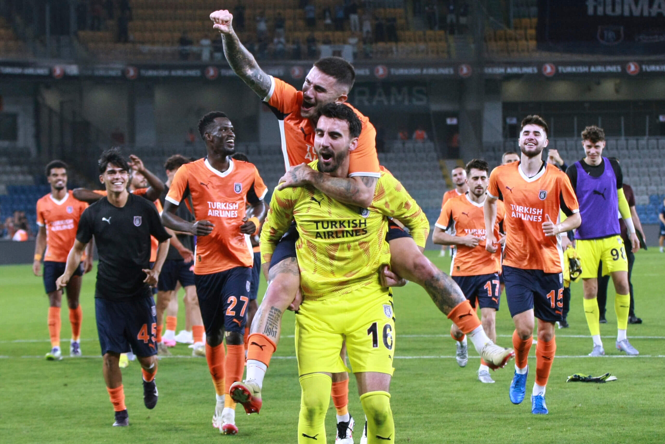 Башакшехир