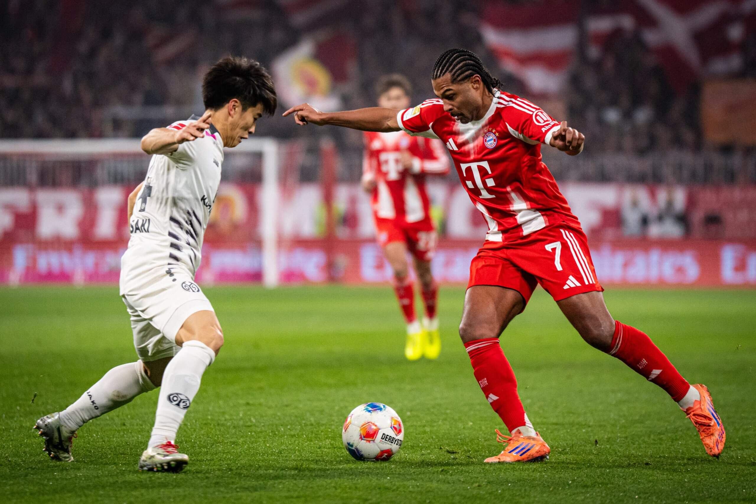 Серж Гнабри и Сота Кавасаки