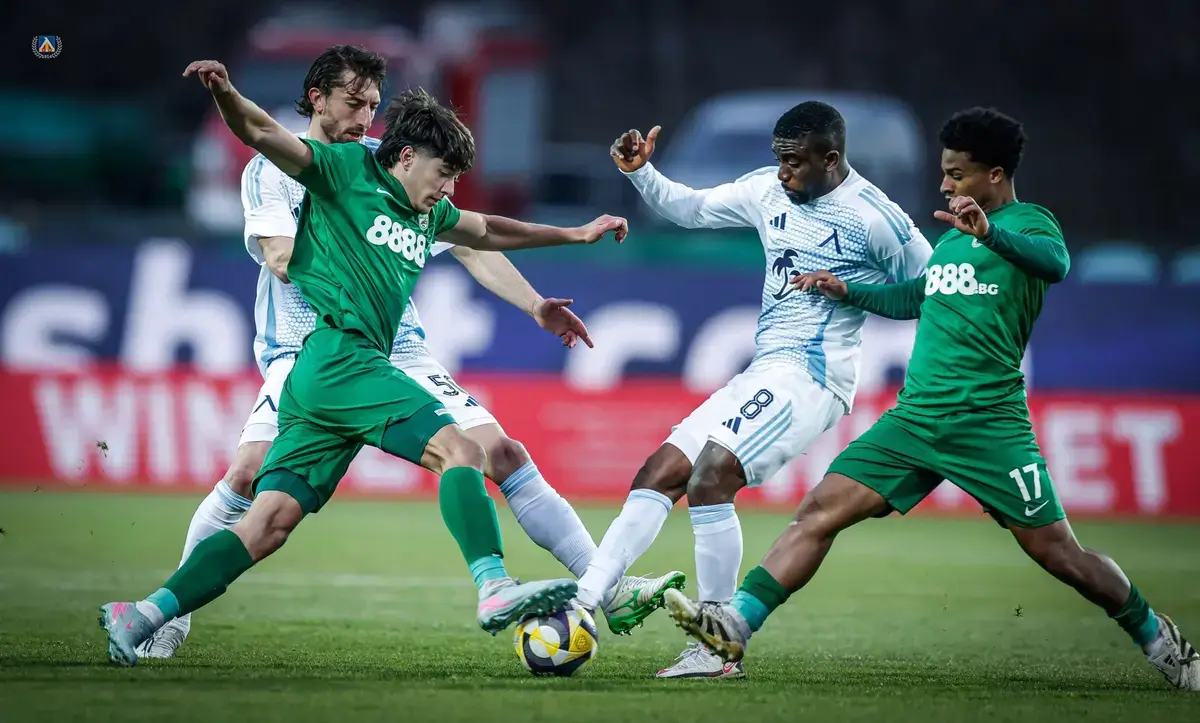 Факундо Алакрон, Уеслей Дуал, Кристиан Димитров и Карлос Охене