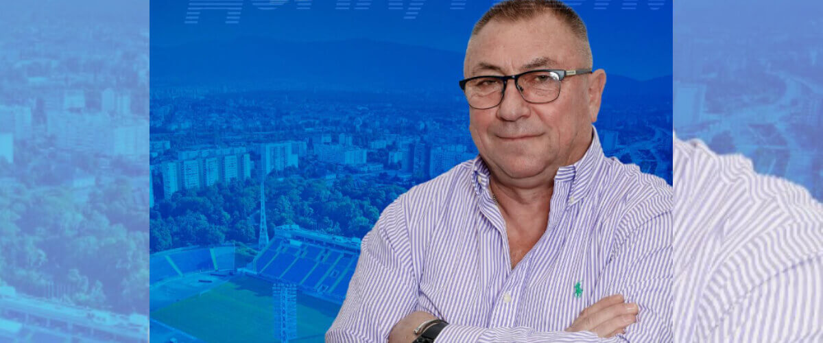 Божидар Искренов