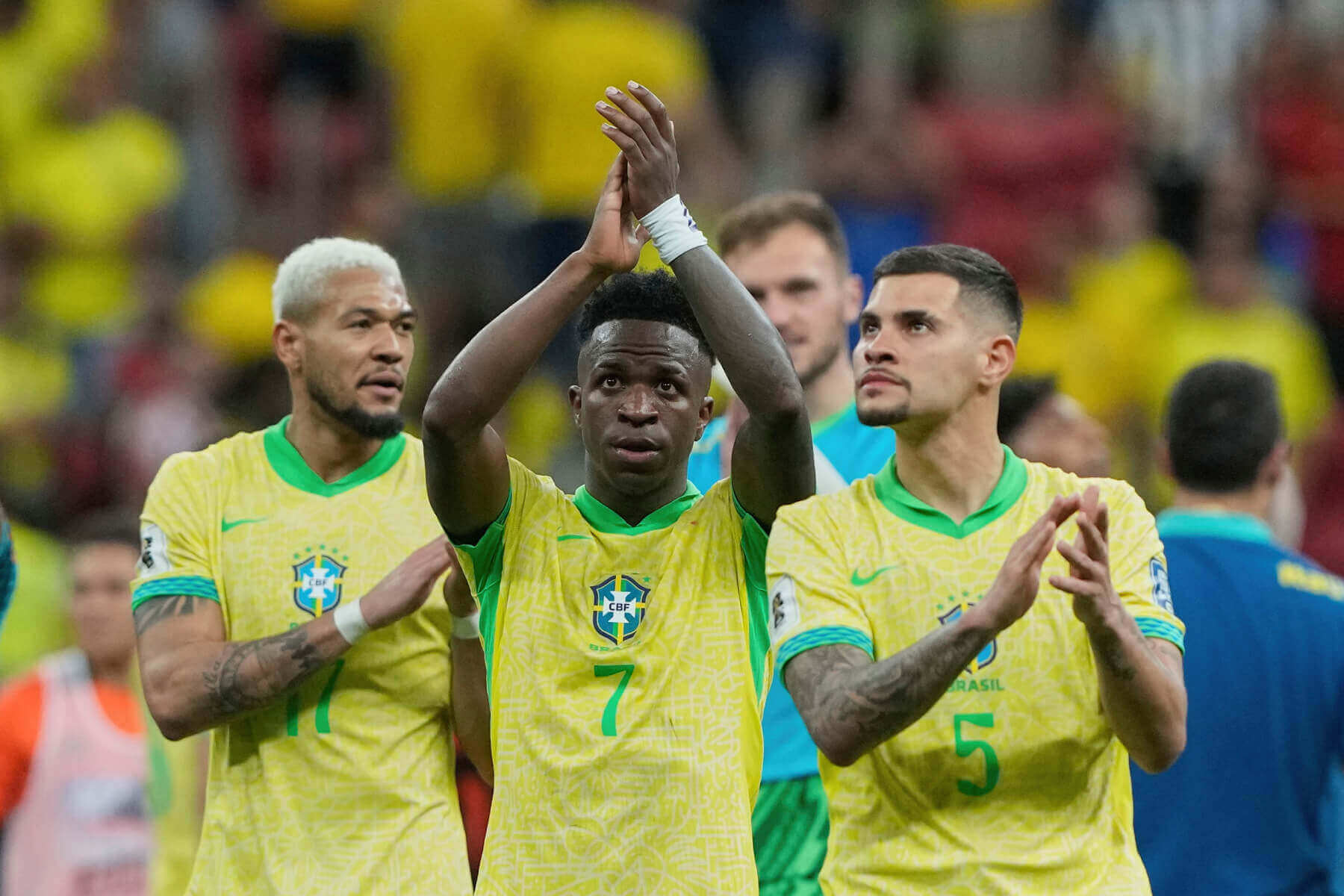 Jogadores da seleção brasileira - Vini Jr, Bruno Guimarães e Joelinton