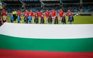 Срам ни е! Докога ще ни убеждавате, че това е футбол?