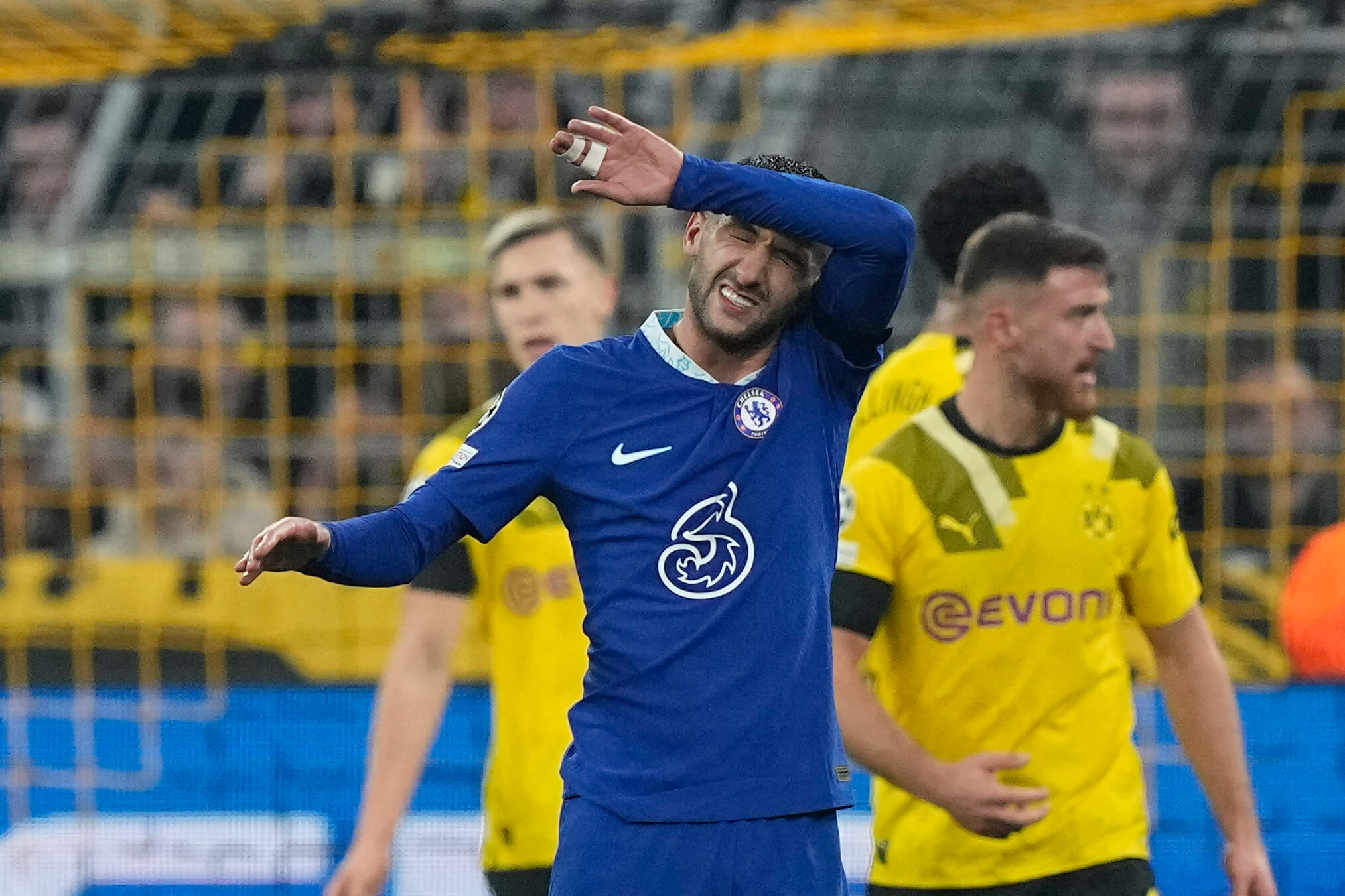 Челси Борусия Дортмунд Хаким Зиеш