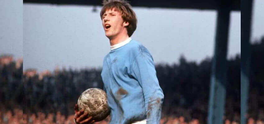 Colin Bell