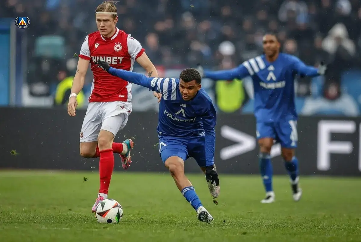 Улаус Скаршем и Майкон