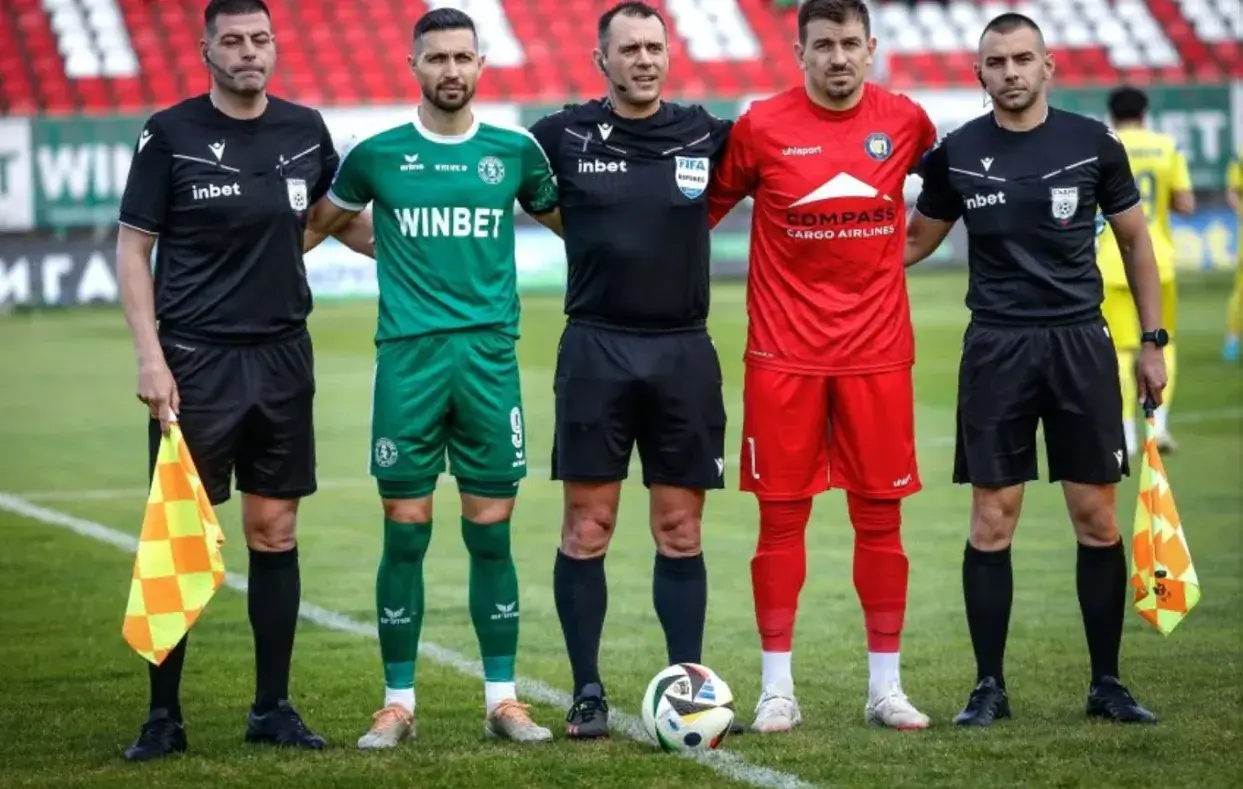 Даниел Генов