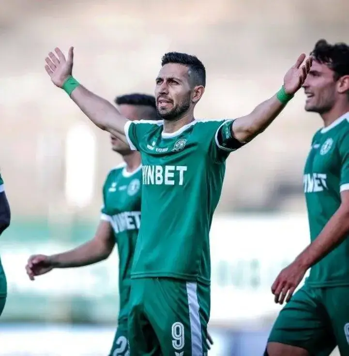 Даниел Генов