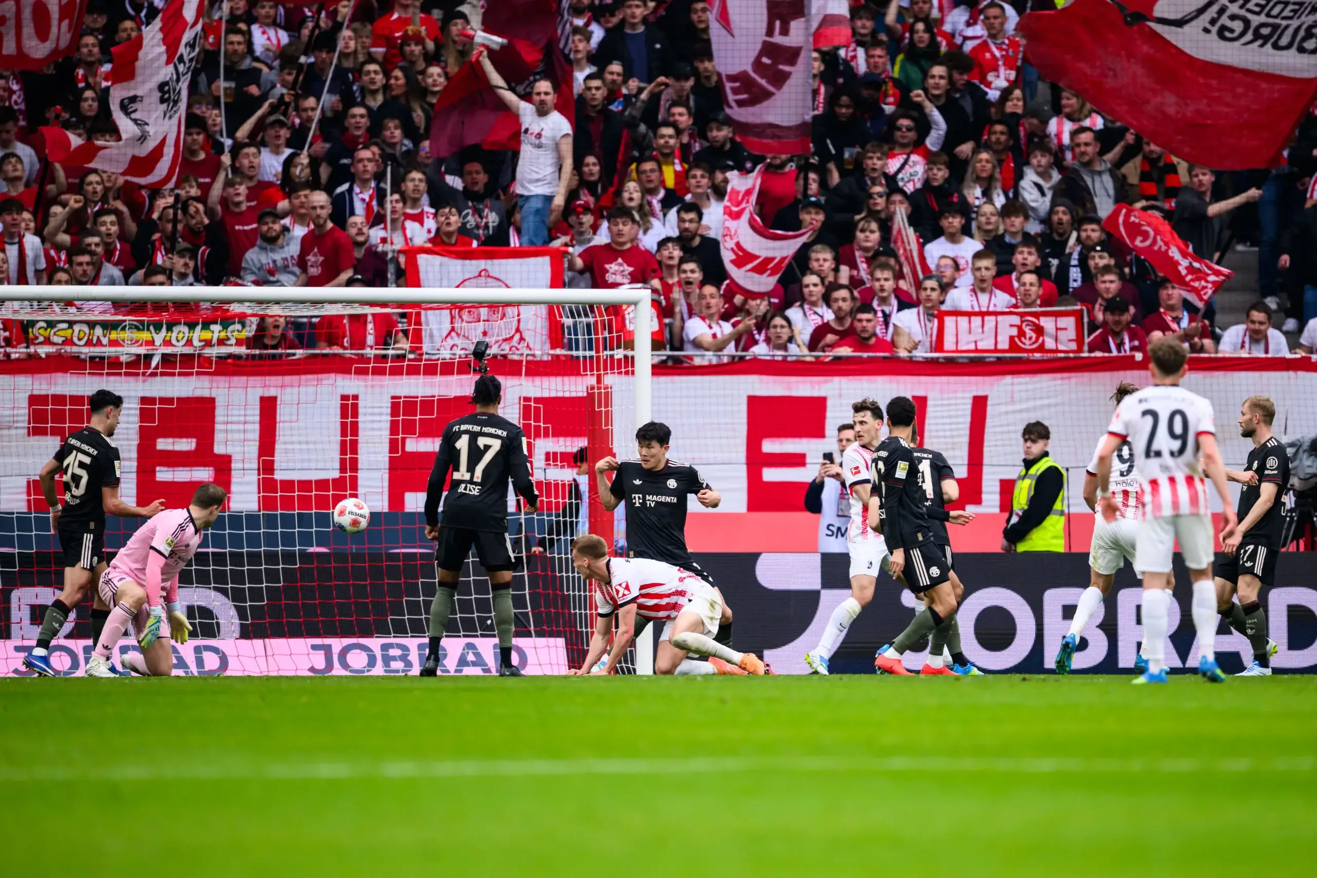 Лукас Хьолер и Мануел Нойер