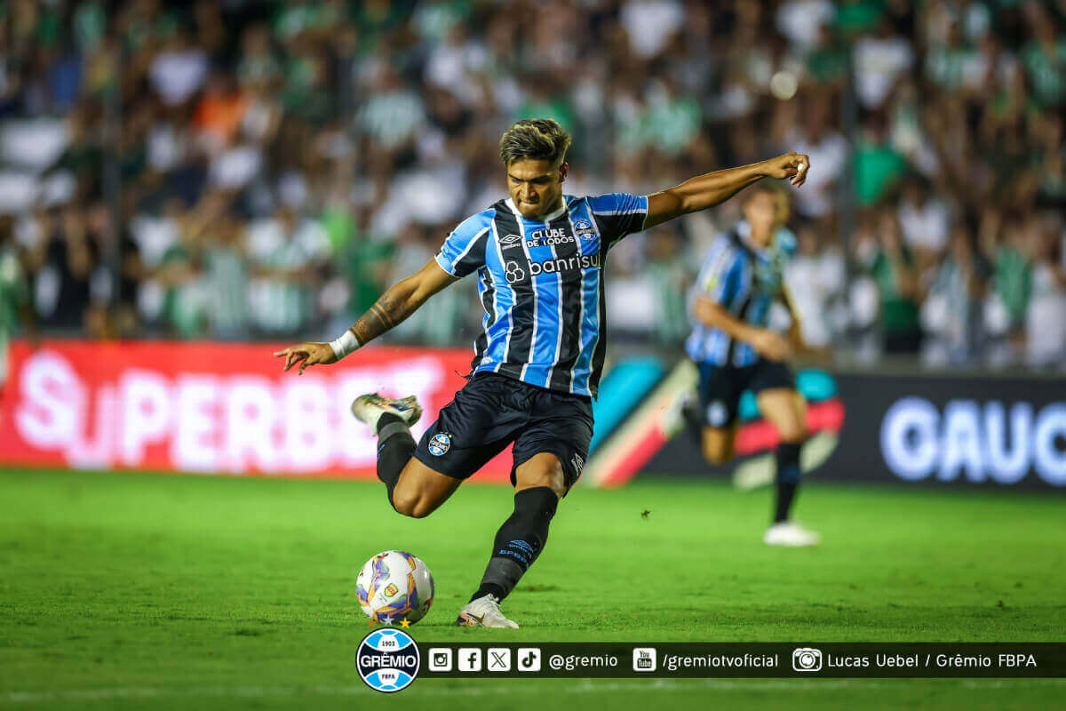 Jogador de futebol do Grêmio