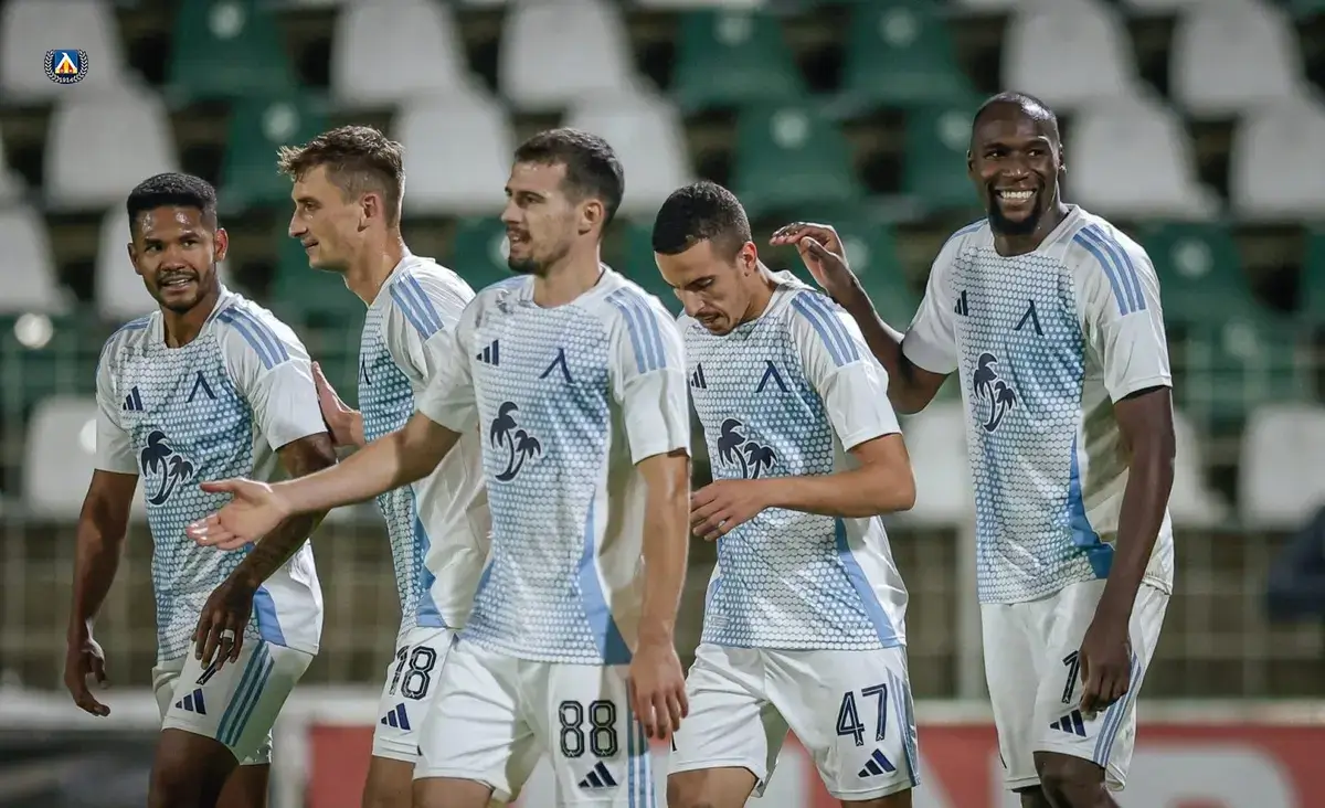 Фабио Лима, Гашпер Търдин, Марин Петков, Акрам Бурас и Мустафа Сангаре