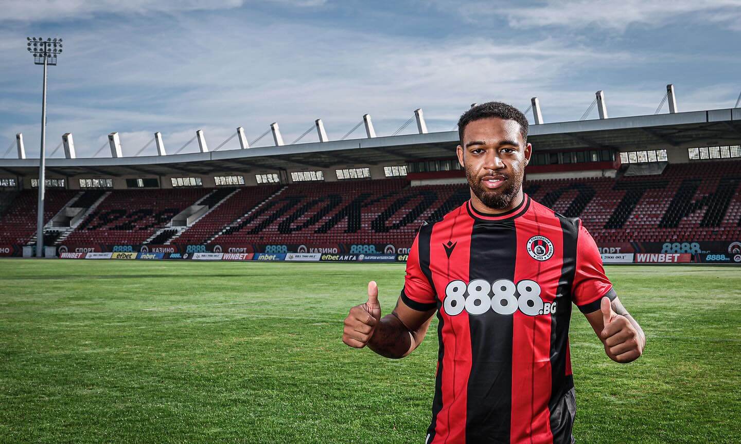 Джордан Айб