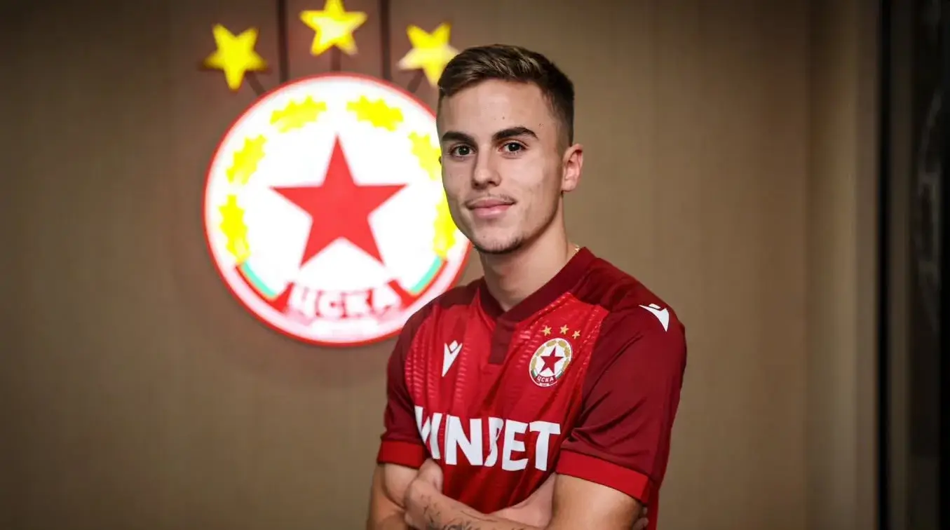 Кевин Додай