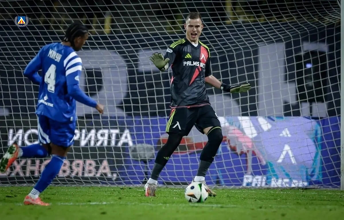 Светослав Вуцов