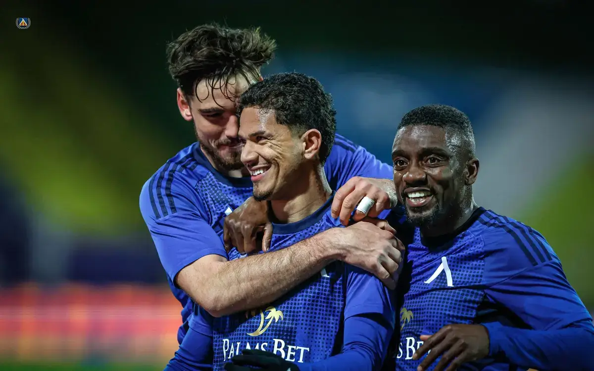 Стипе Вуликич, Евертон Бала и Карлос Охене