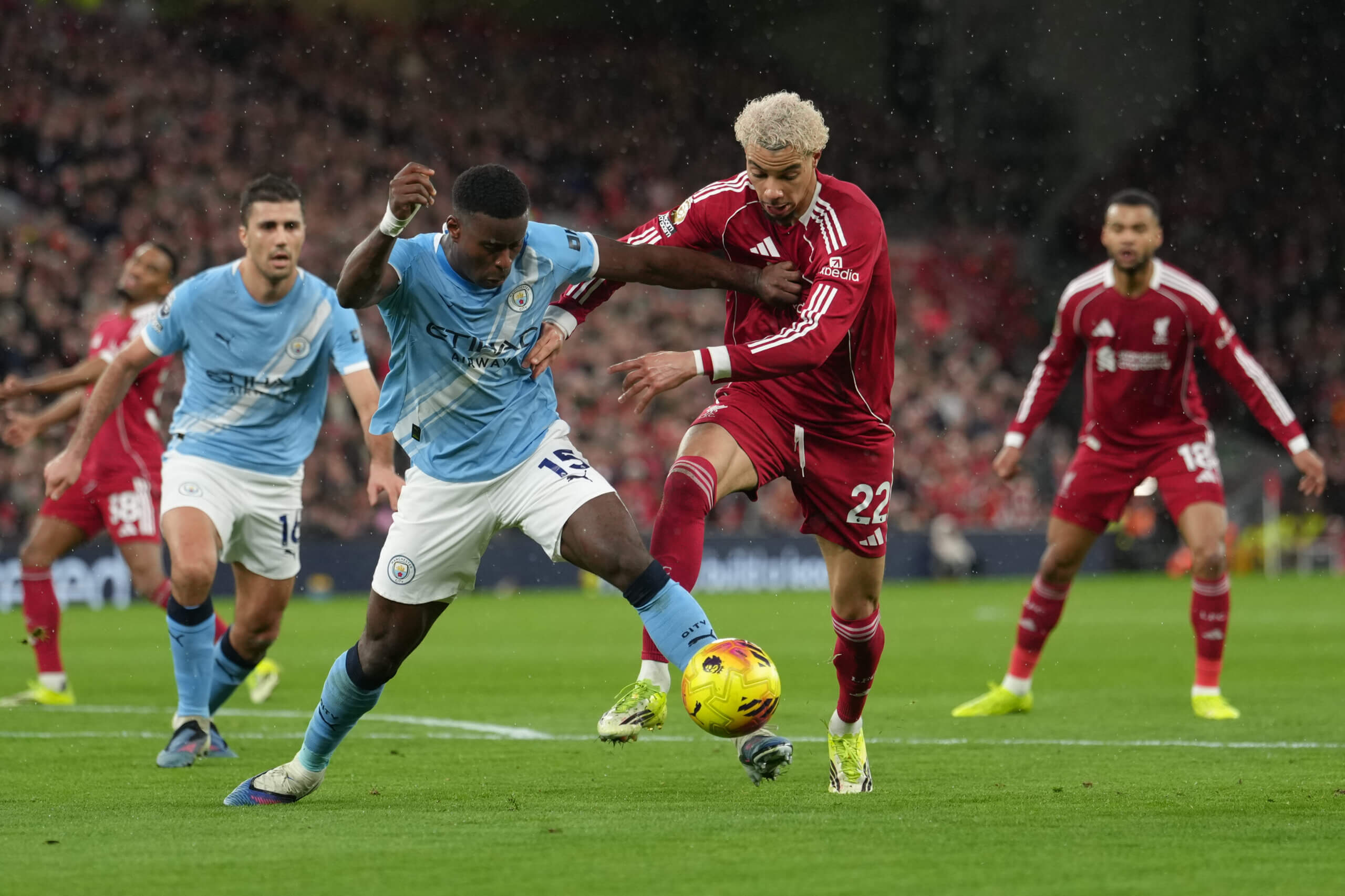 Юго Екитике и Марк Гехи