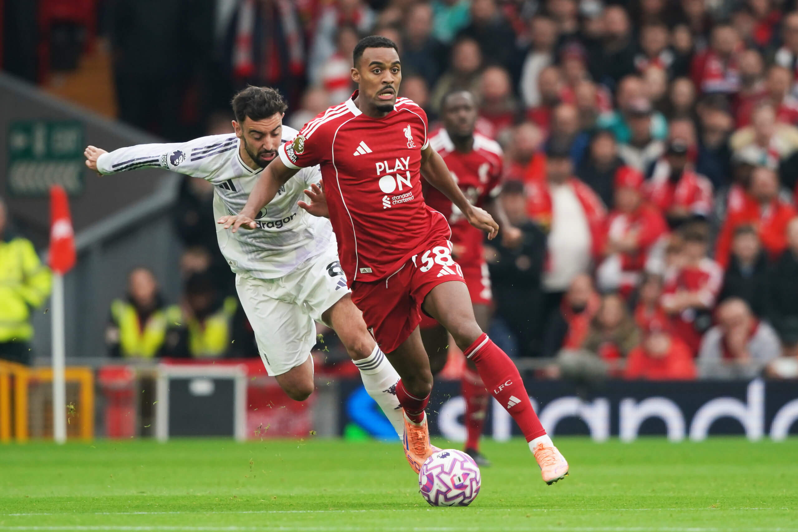 Райън Гравенберх и Бруно Фернандеш