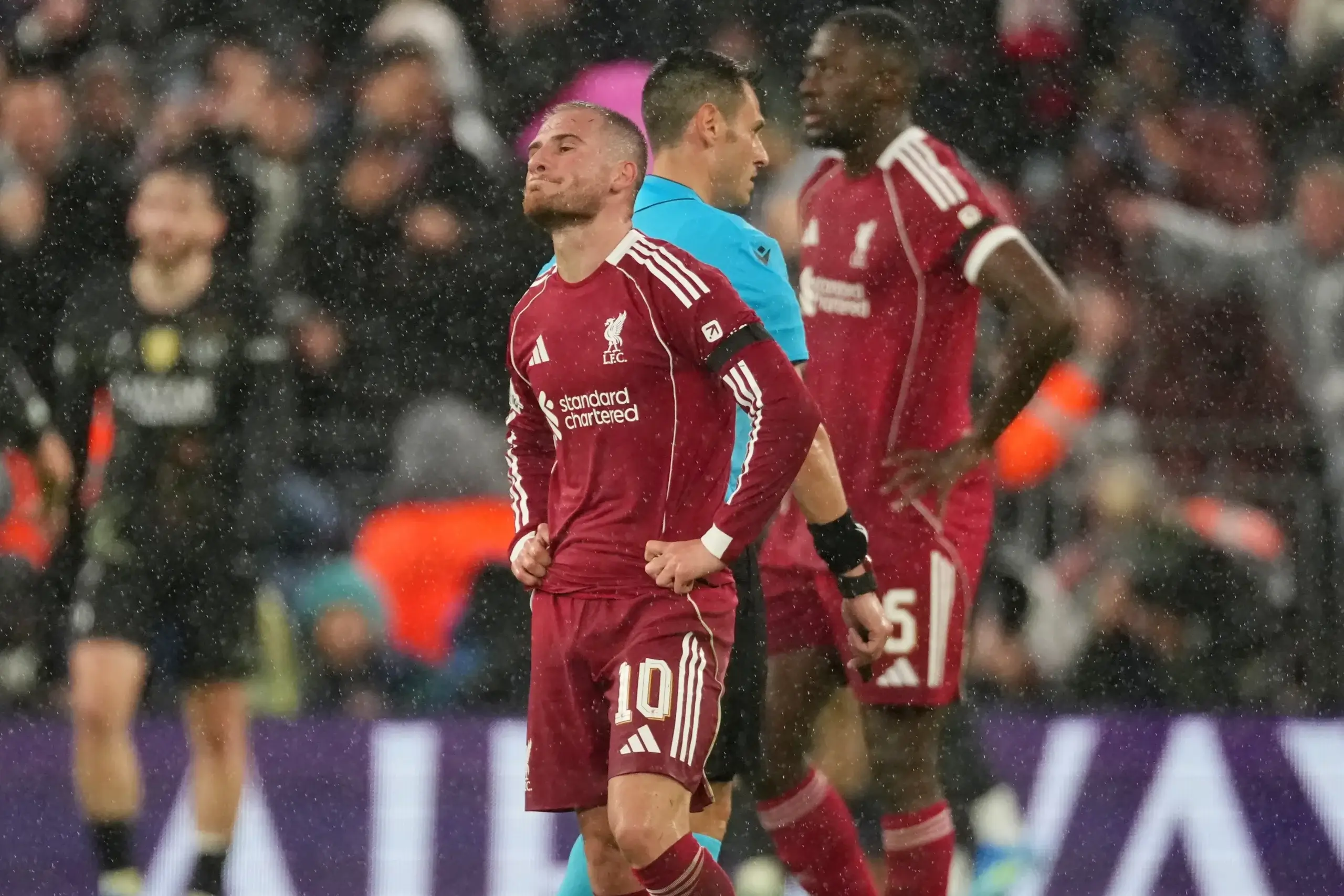 Алексис Мак Алистър