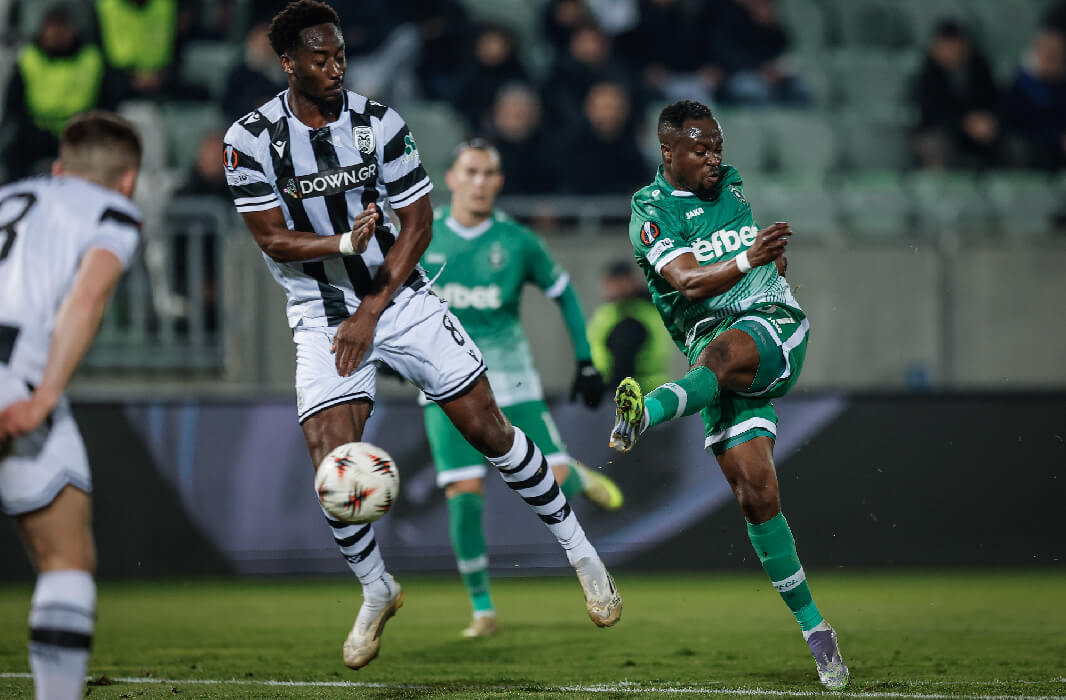 Бърнард Текпетей и Суаило Меите