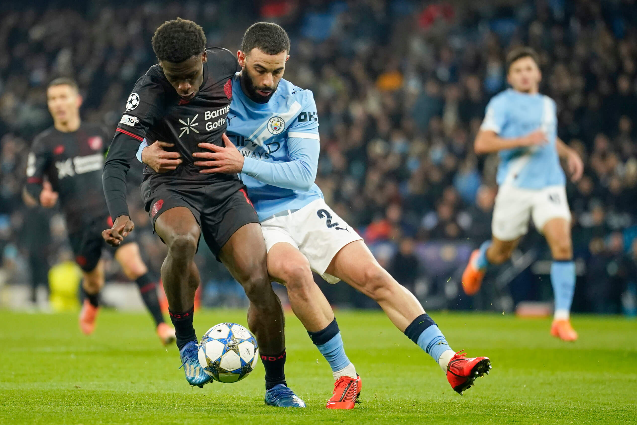 Райън Аит-Нури и Ернест Поку