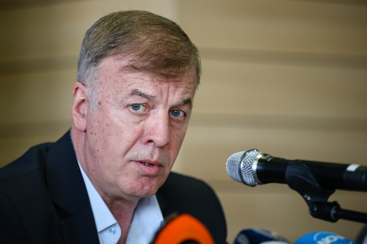 Наско Сираков
