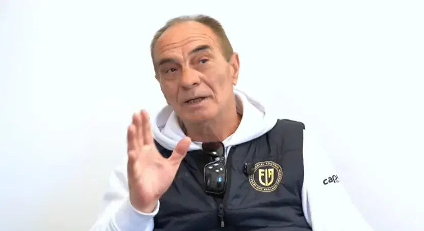 Пламен Казаков