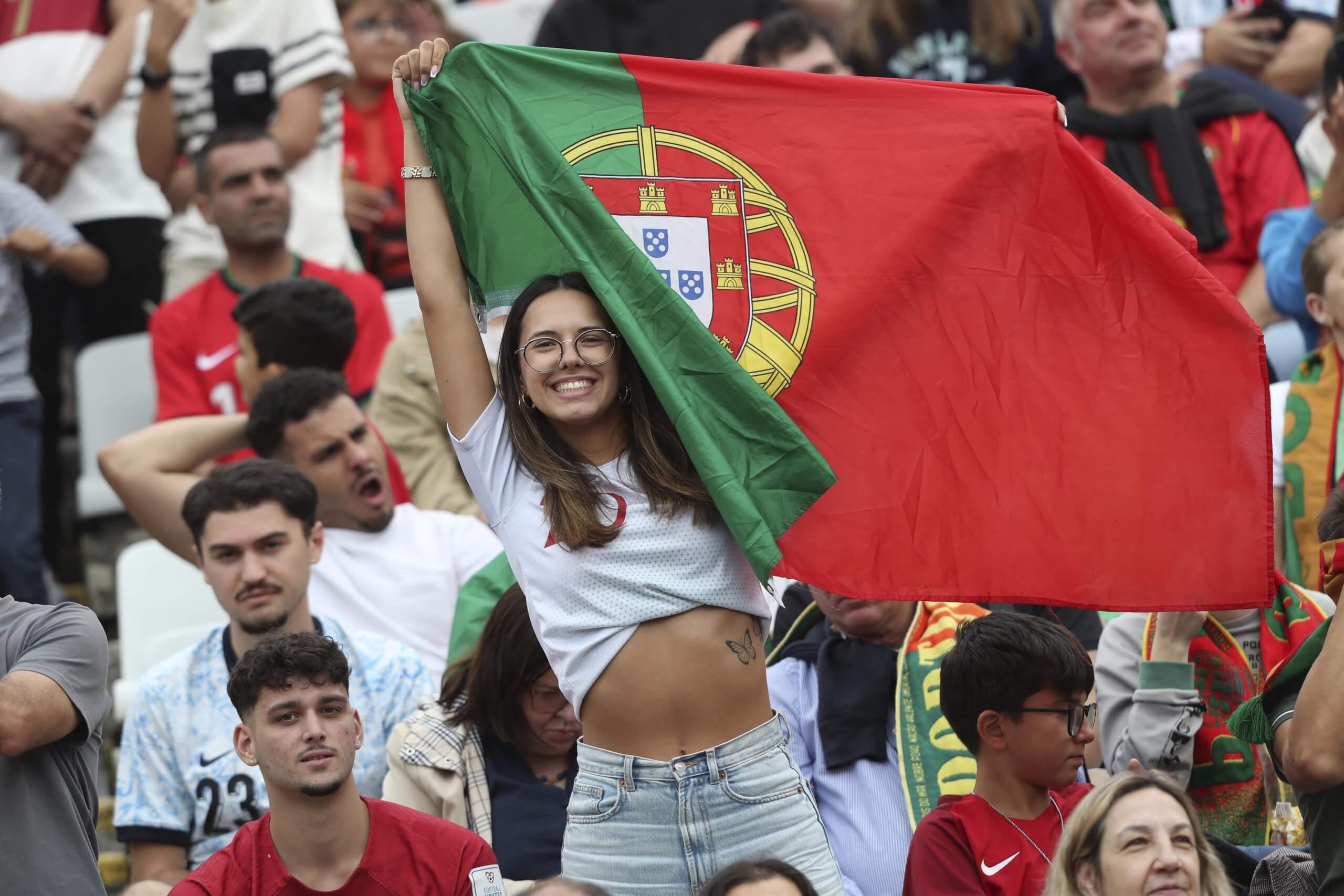 Фенове на Португалия