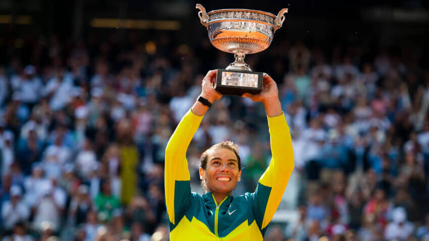 Rafael Nadal with the Roland Garros title