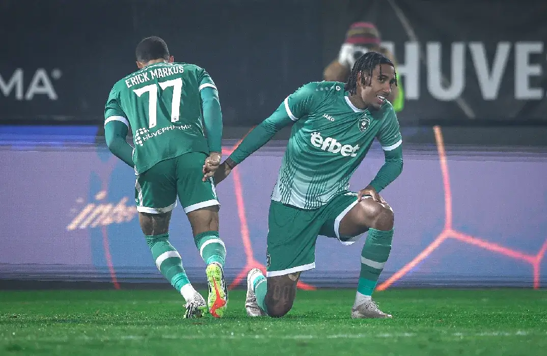 Руан Круз, Ерик Маркуш