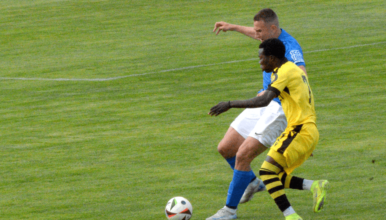 Самуел Акере