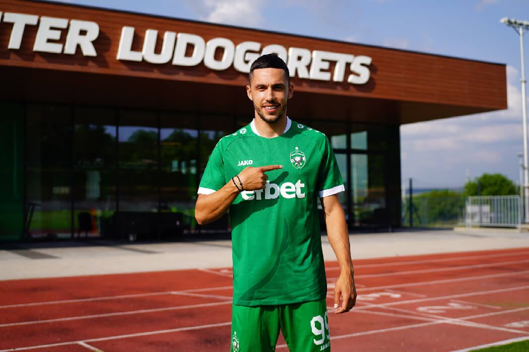 Станислав Иванов