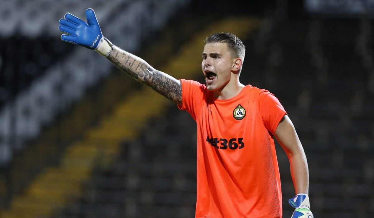 Светослав Вуцов