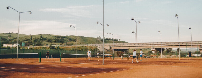 tennis court players